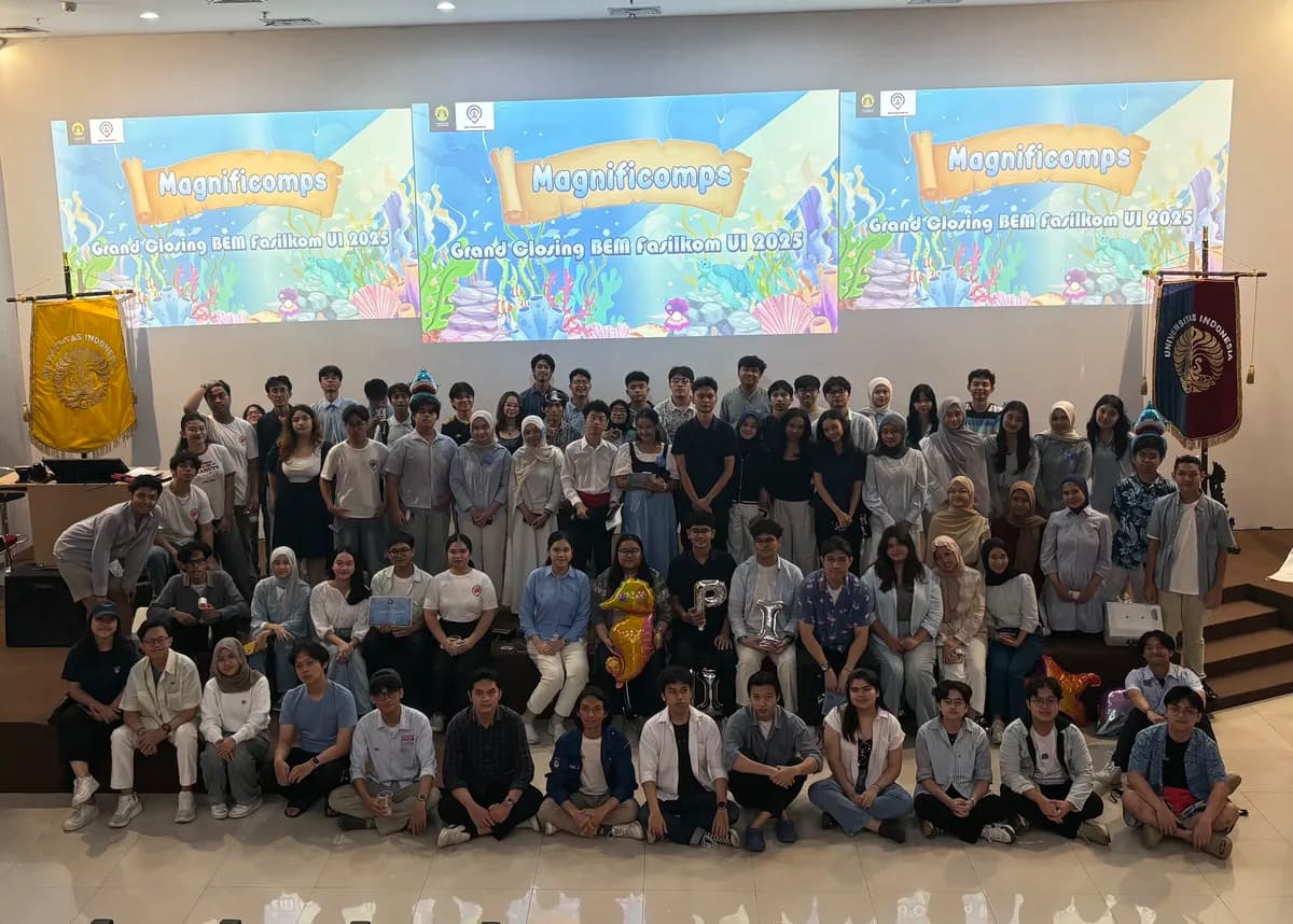 Group photo at an indoor university event
